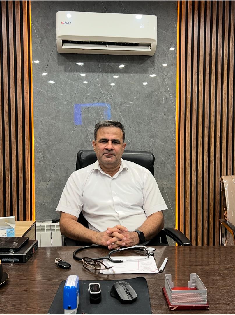 تصویر دکتر طهمورث نیکنام